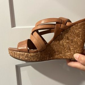Jessica Simpson Wedges